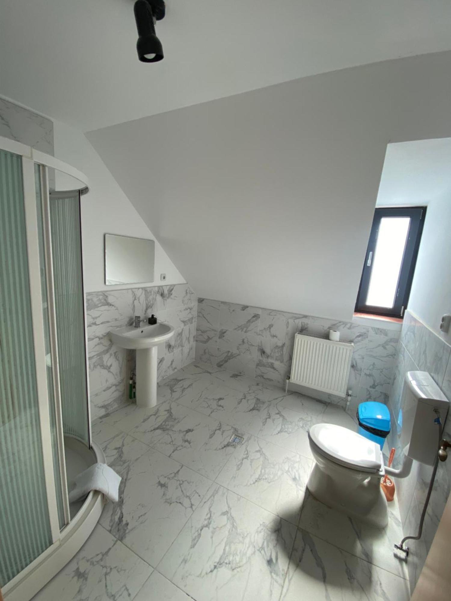 Mat & Edw Room Câmpulung Moldovenesc Exterior foto
